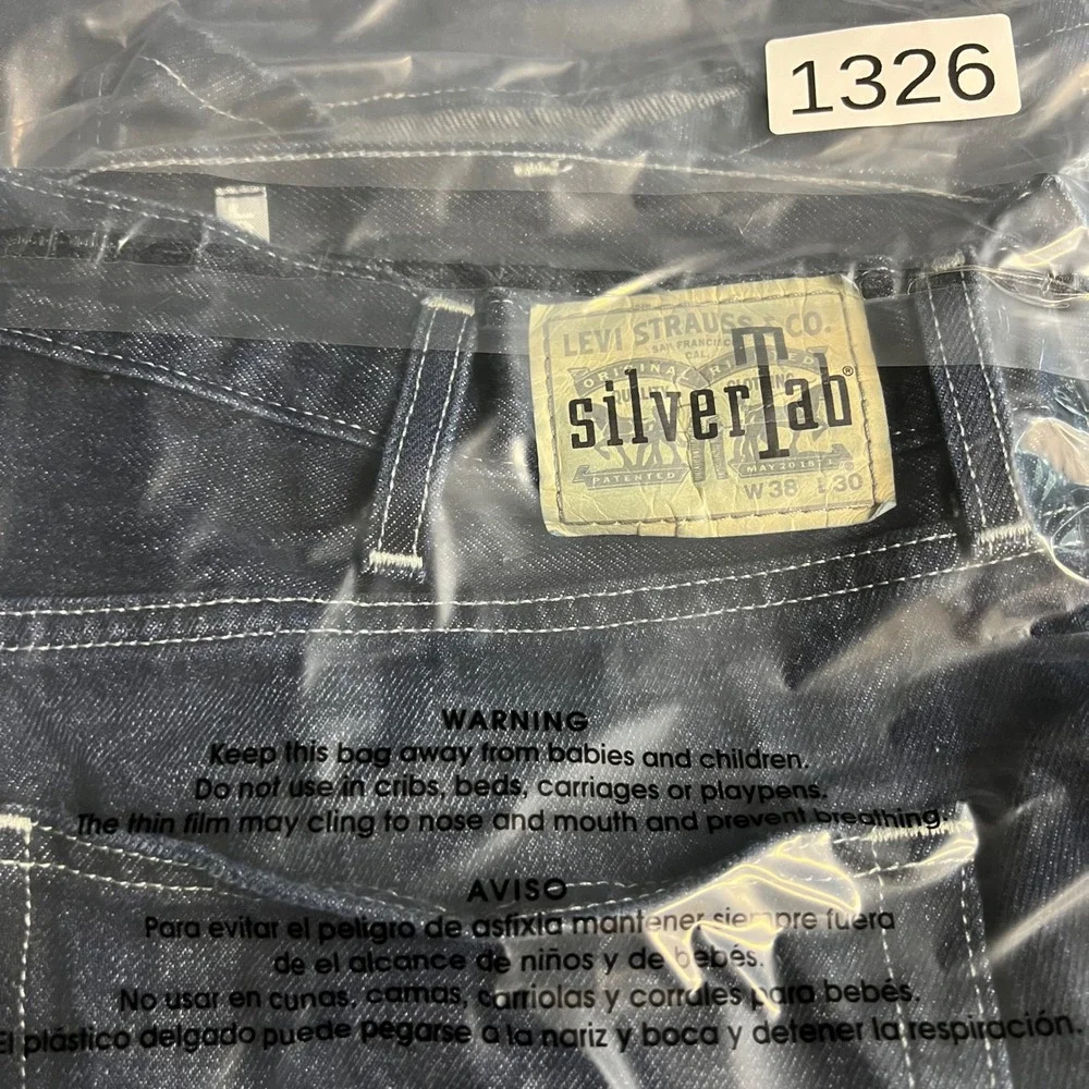 Levis SilverTab Straight Leg Jeans Mens 38x30 Dark Wash Blue Denim 1326